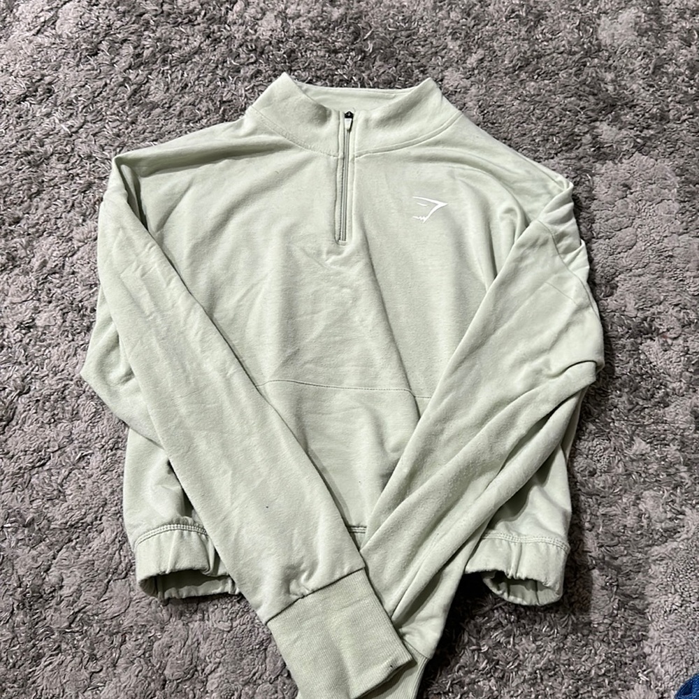 GYM SHARK CROPPED LONG SLEEVE